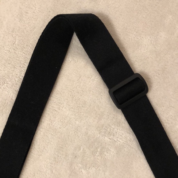 LeSportsac polka dot black zipper cross body bag w lt blue, white, and tan dots - Picture 8 of 14